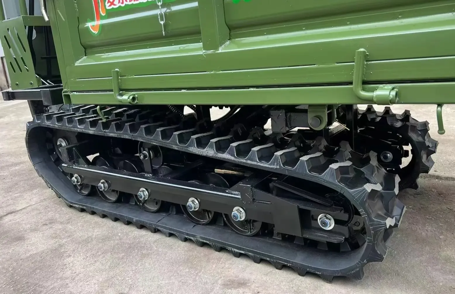 Heavy-Duty 2-Ton Transport Vehicle for Farms & Construction Sites