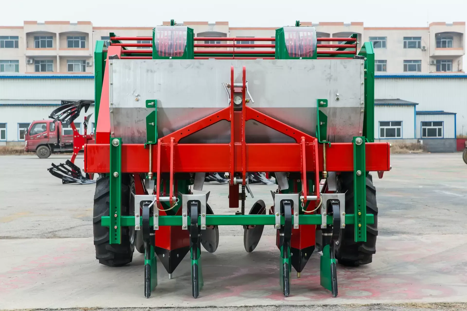 Medium-Sized Potato Planter